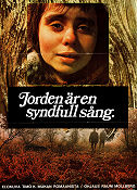 Maa on syntinen laulu 1973 movie poster Maritta Viitamäki Pauli Jauhojärvi Rauni Mollberg Finland Poster from: Finland